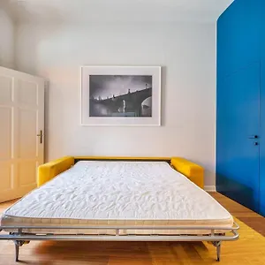  Appartement Quiet Center In Hip & Foodie Area